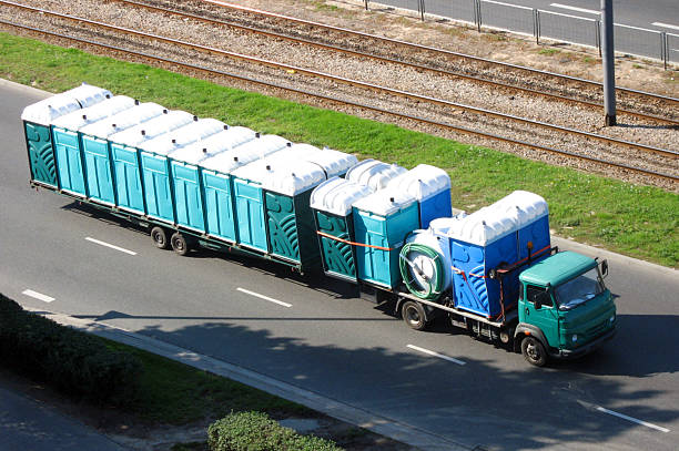 Porta potty delivery and setup in Colma, CA